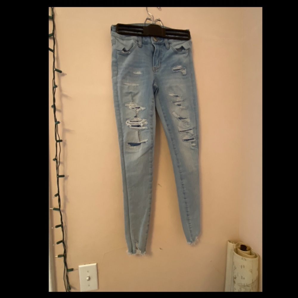 American Eagle ripped Jeans